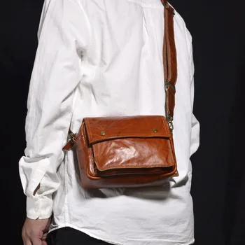 AETOO Bőr alkalmi hajtogatási folyamat személyiség crossbody táska férfi táska huzat típusa postás kis négyzet alakú táska hordozható tárolóedény
